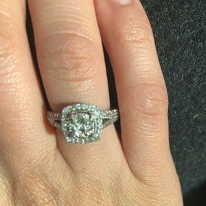 1 CT WHITE diamond 10K ENGAGEMENT RING